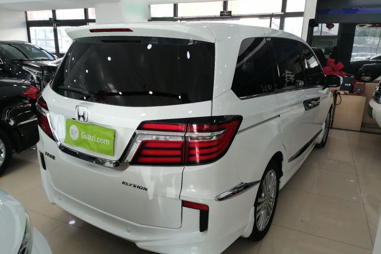 Used Honda Elysion 2016 2.4L Classic Edition
