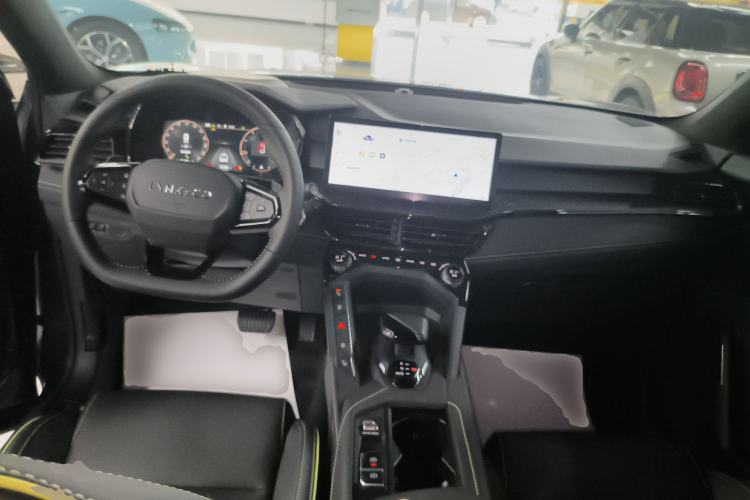 Used Lynk & Co 06 2023 Remix 1.5T Dynamic Halo
