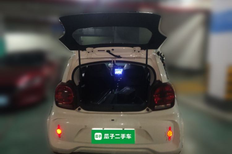 Used Roewe Clever 2021 302 km New Four-Seater Super-Efficient Version
