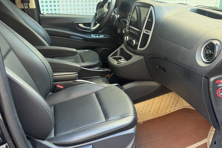 Used Mercedes-Benz Vito 2021 2.0T Business Version 7 Seats