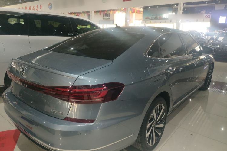 Used Volkswagen Passat 2022 330TSI Starry Luxury Edition
