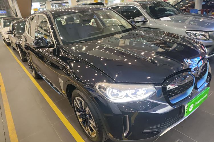 Used BMW iX3 2021 Updated Leading Edition
