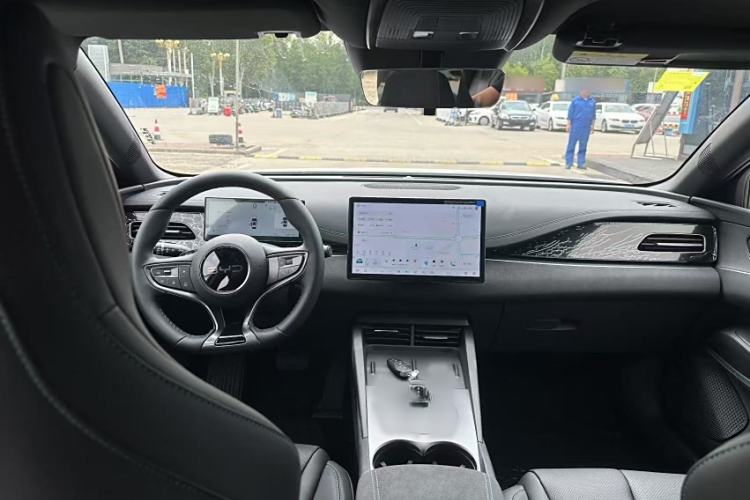 Used BYD Seal 06 New Energy 2025 DM-i Smart Drive 80KM Luxury Model
