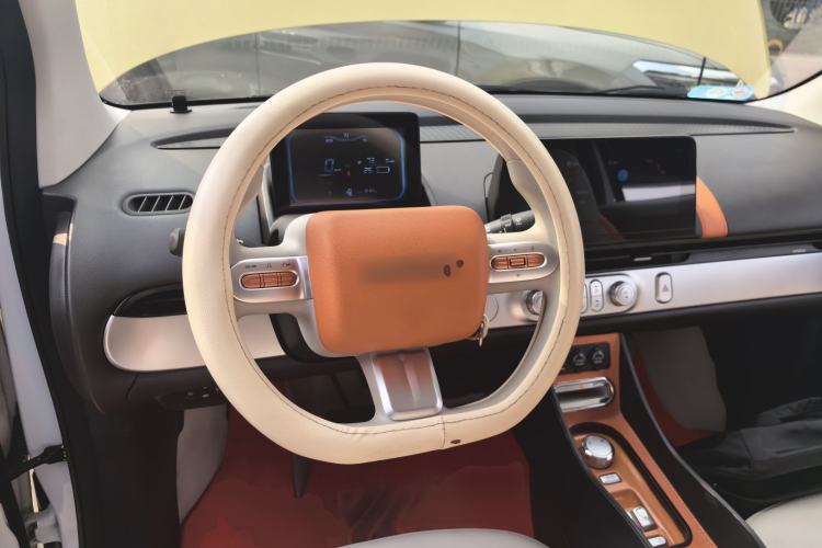 Used  Lumin 2023 301km Honey Dew Edition
