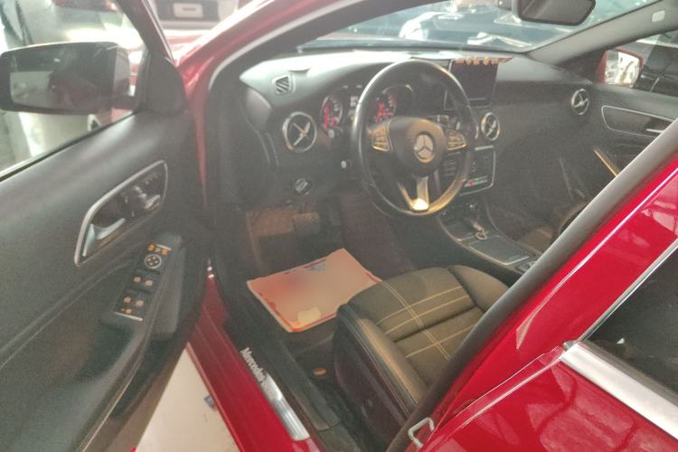 Used Mercedes-Benz A-Class (Import) 2016 A 200 Fashion Model