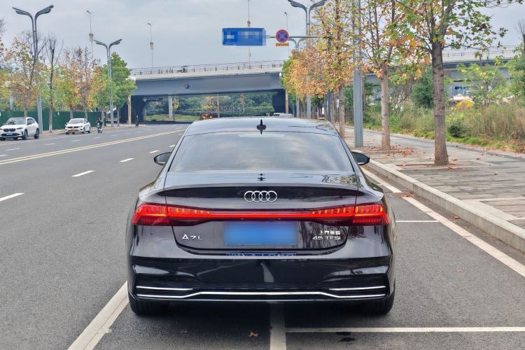 Used Audi A7L 2024 45 TFSI Luxury Edition
