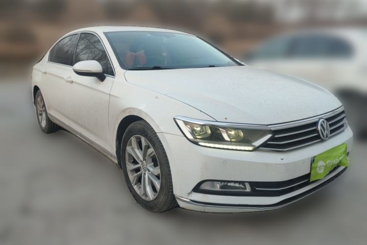 Used Volkswagen Magotan 2017 330TSI DSG Luxury Model
