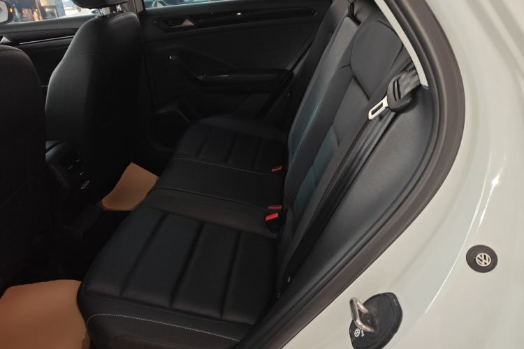 Used Volkswagen T-ROC 2020 280TSI DSG Two-Wheel Drive Comfort Version
