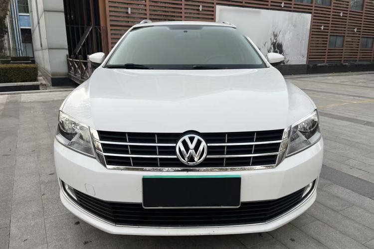 Used Volkswagen Gran Lavida 2013 1.6L Automatic Comfort Model
