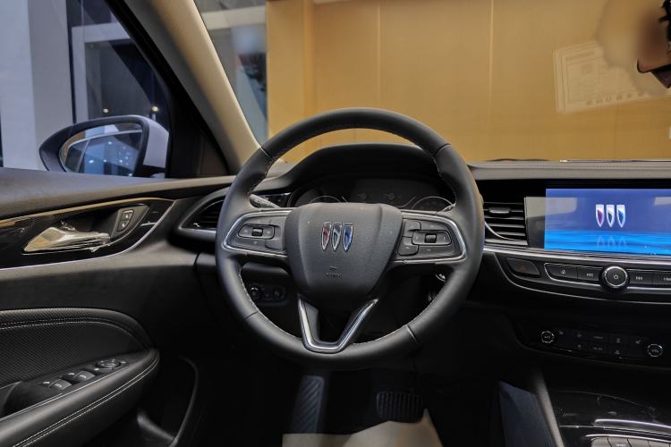 Used Buick Regal 2024 25T Deluxe Edition