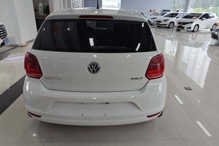 Used Volkswagen Polo 2016 1.4L Manual Fashion Model

