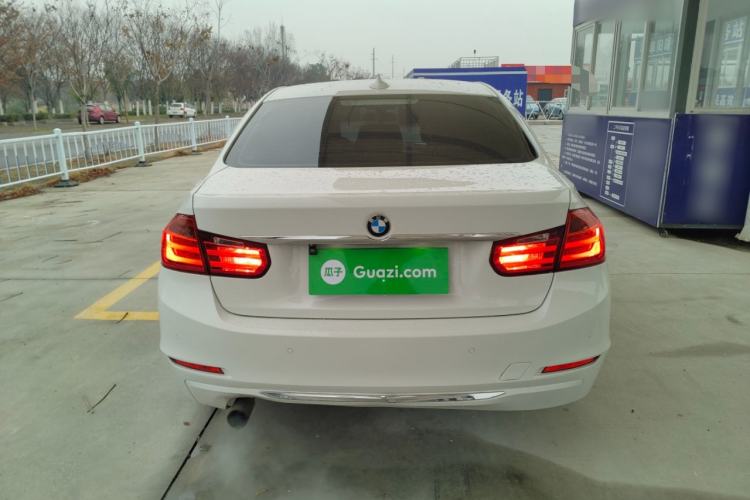 Used BMW 3 Series 2015 316Li Fashion Model
