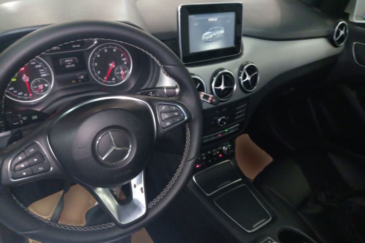 Used Mercedes-Benz B-Class 2015 B 200 Fashion Model
