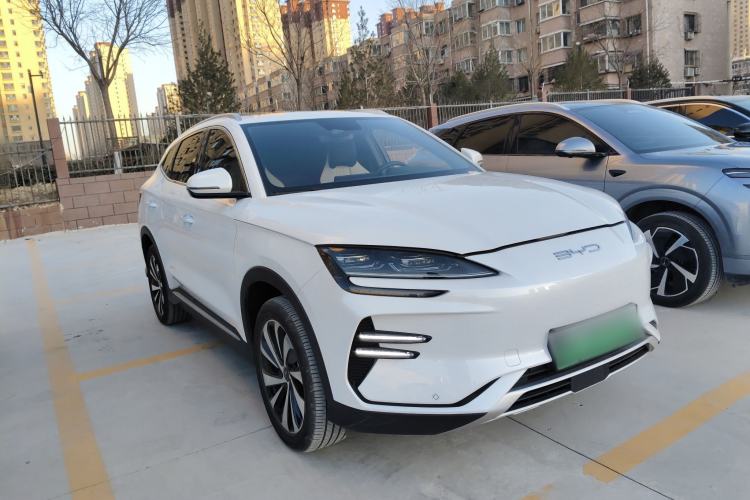 Used BYD Song PLUS New Energy 2023 Champion Edition EV 520KM Luxury Model