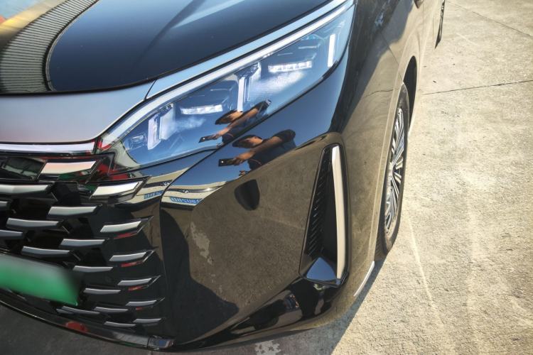 Used BYD Xia 2025 DM-i 1.5T 180km Beyond Edition
