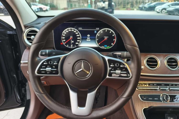 Used Mercedes-Benz E-Class 2020 Facelift E 260 L