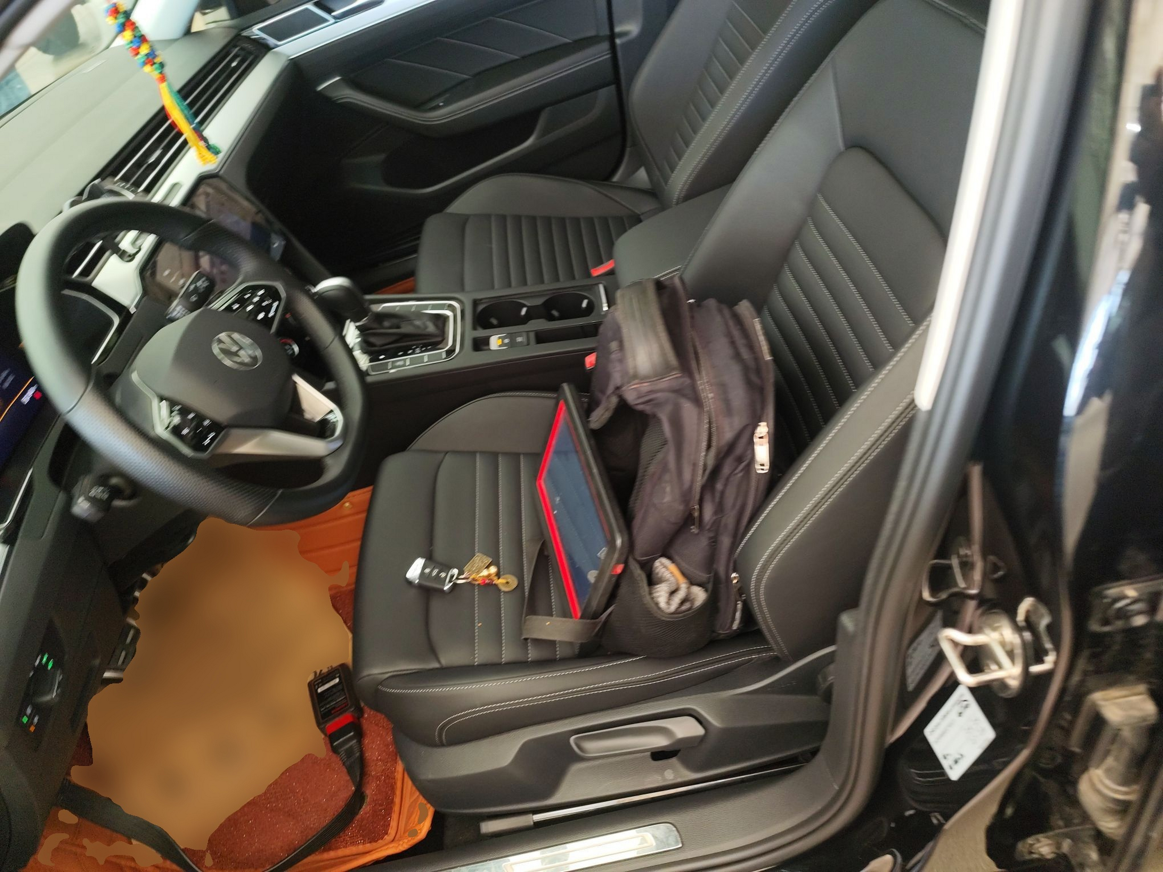 Переднее сиденье в автомобиле