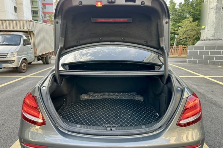 Used Mercedes-Benz E-Class 2017 E 200 Sport 4MATIC
