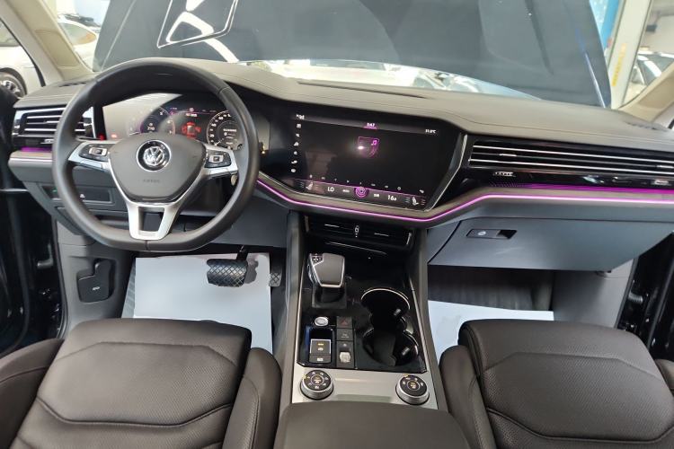 Used Volkswagen Touareg 2020 3.0 TSI Luxury Edition China VI
