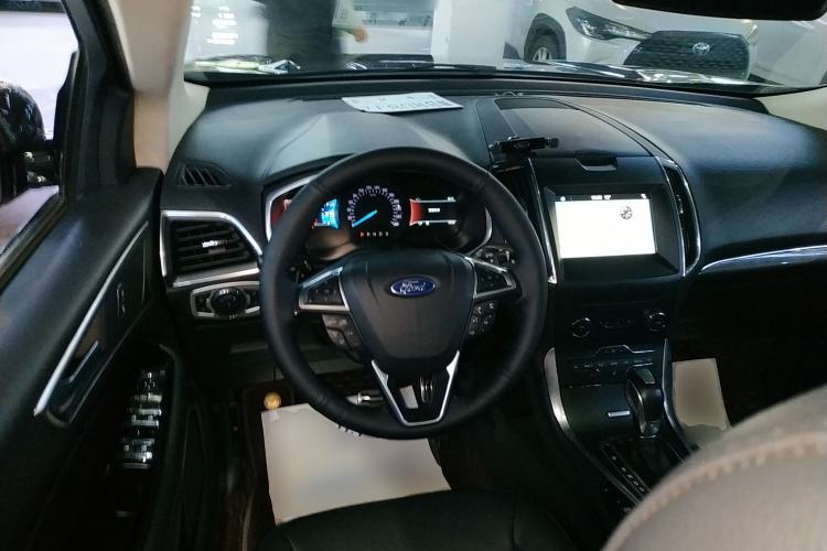 Used Ford Edge 2018 EcoBoost 245 Two-Wheel-Drive Titanium 7-Seater China V Standard
