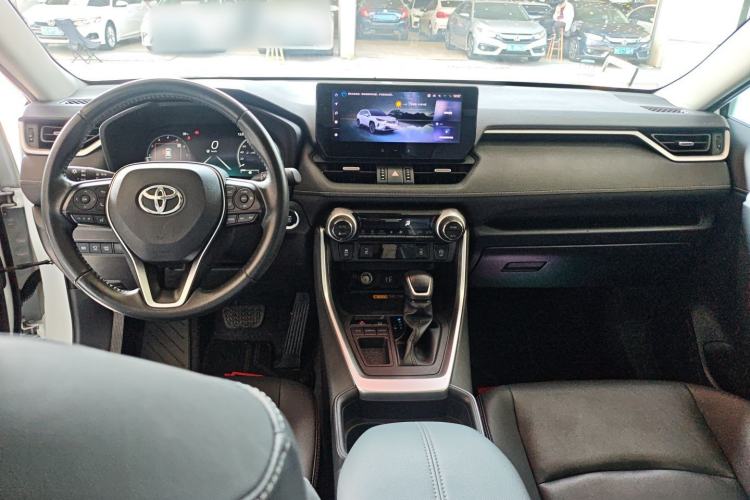 Used Toyota RAV4 2023 2.0L CVT Two-Wheel Drive 20th Anniversary Platinum Edition
