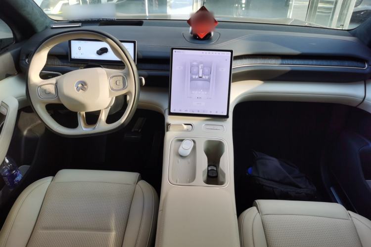 Used Nio ES6 2024 75 kWh
