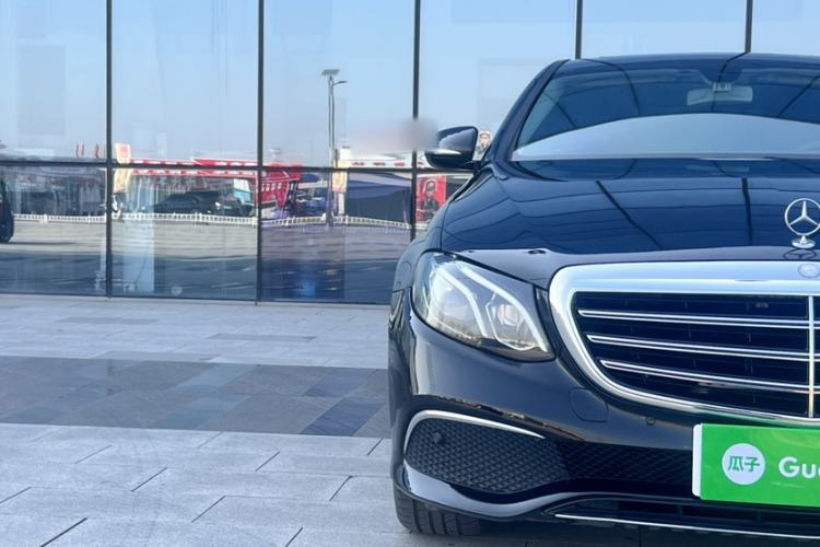 Used Mercedes-Benz E-Class 2019 E 260 L
