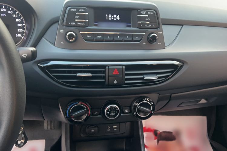 Used Hyundai Celesta 2018 1.6L Automatic GL Enjoyment Edition China VI compliant
