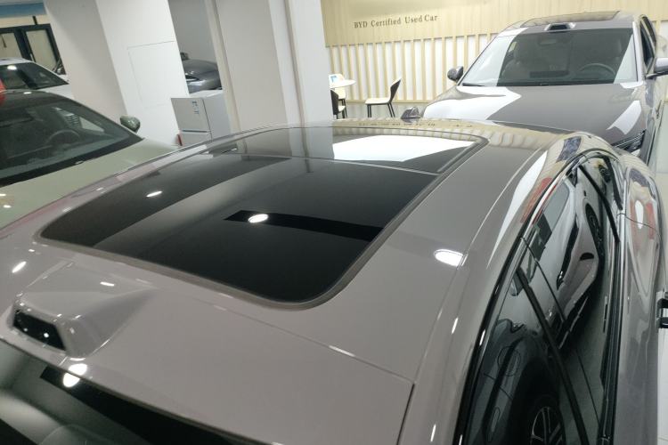 Used BYD Han 2025 EV with 701 km of Laser Radar-Enabled Intelligent Driving