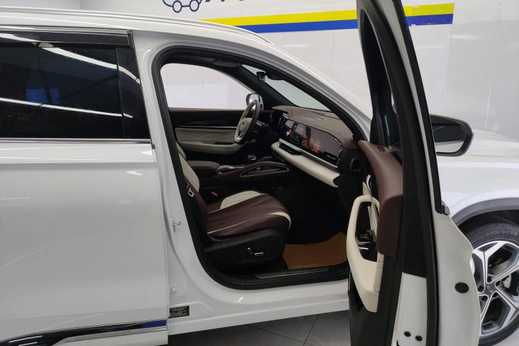 Used Geely Auto Monjaro L 2021 2.0TD DCT EVO Two-Wheel Drive Prestige Version
