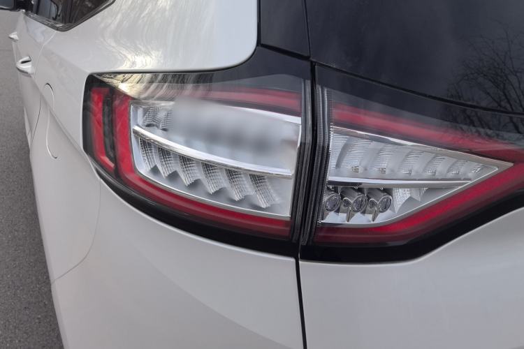 Used Ford Edge 2018 EcoBoost 245 Two-Wheel-Drive Titanium 7-Seater China V Standard