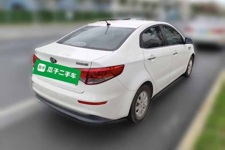 Used Kia K2 2015 Sedan 1.4L MT GLS
