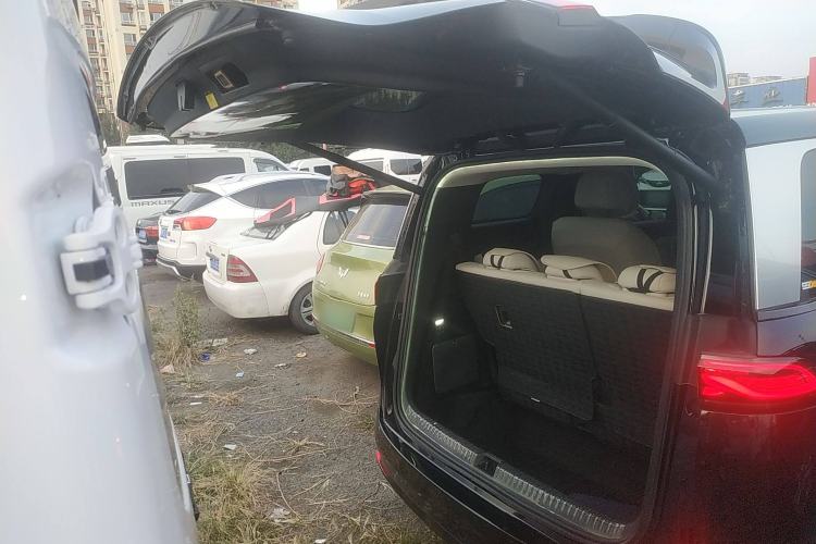 Used BYD Xia 2025 DM-i 1.5T 180km Excellence Model
