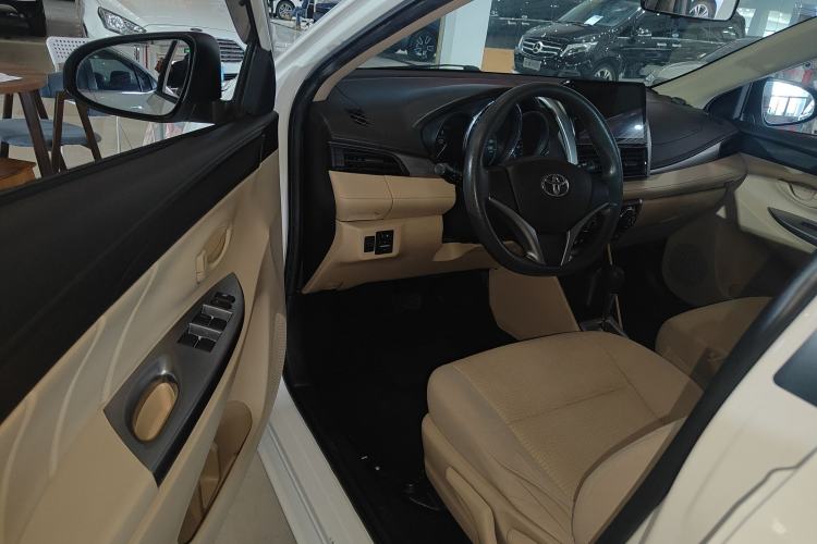 Used Toyota Vios 2014 1.5L Automatic ZhiShang Edition
