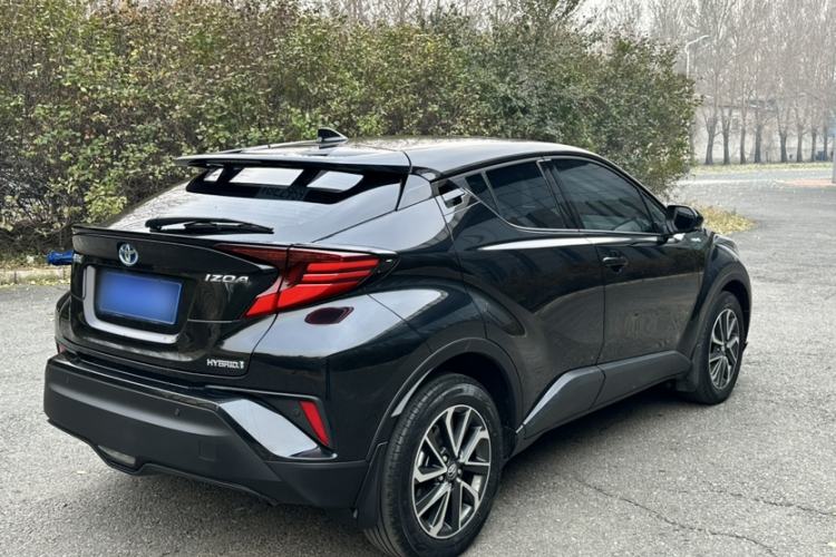 Used Toyota IZOA 2021 Dual-Motor 2.0L Yixuan Edition
