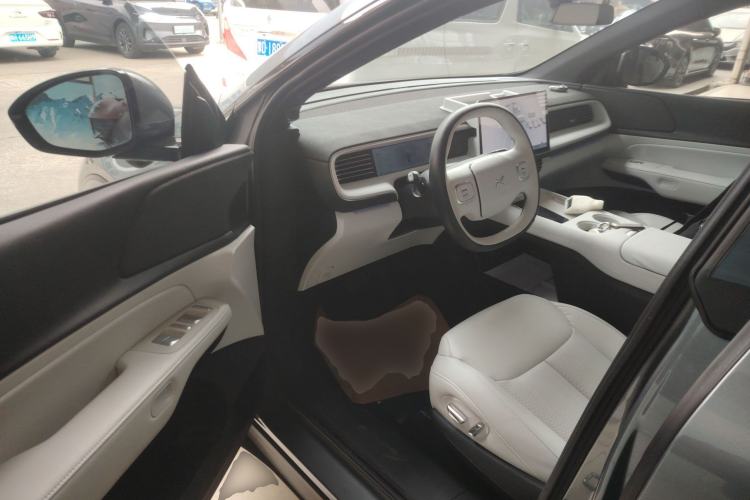 Used XPeng G6 2023 580 Long-Range Pro
