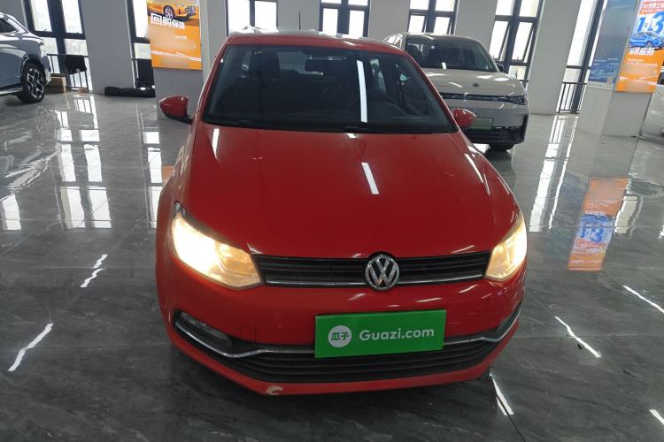 Used Volkswagen Polo 2016 1.6L Automatic Comfort Model
