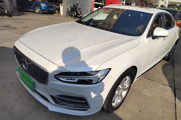 Used Volvo S90 2018 T4 Zhiyi Edition