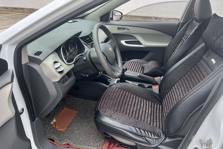 Used Chevrolet Sail 2015 Sail 3 1.5L Manual with Ideal Sunroof Edition