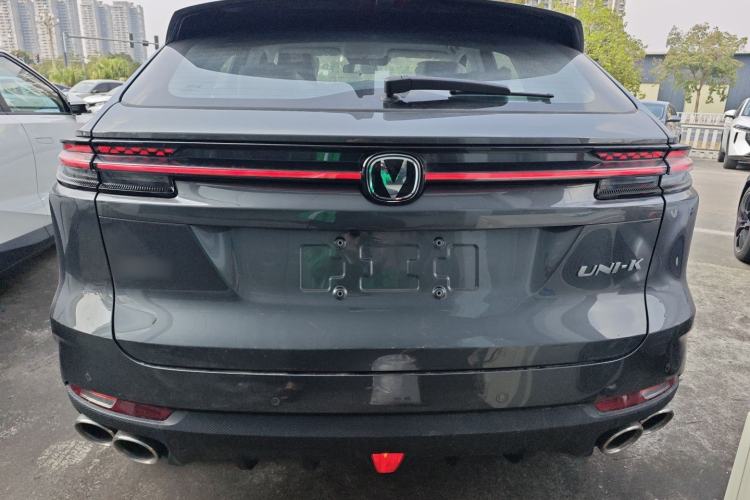 Used Changan UNI-K 2024 2.0T Two-Wheel Drive YueShang Trim
