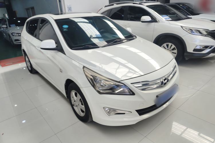 Used Hyundai Verna Ray 2016 1.4L Automatic Leading-Edge GLX