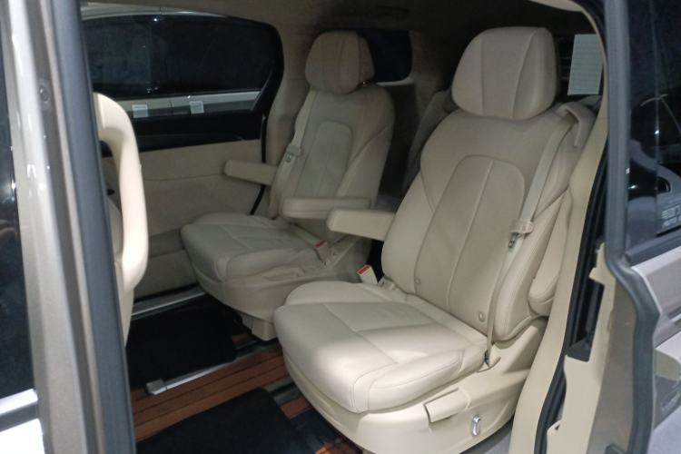 Used Buick GL8 2023 ES Lu Zun Deluxe Model
