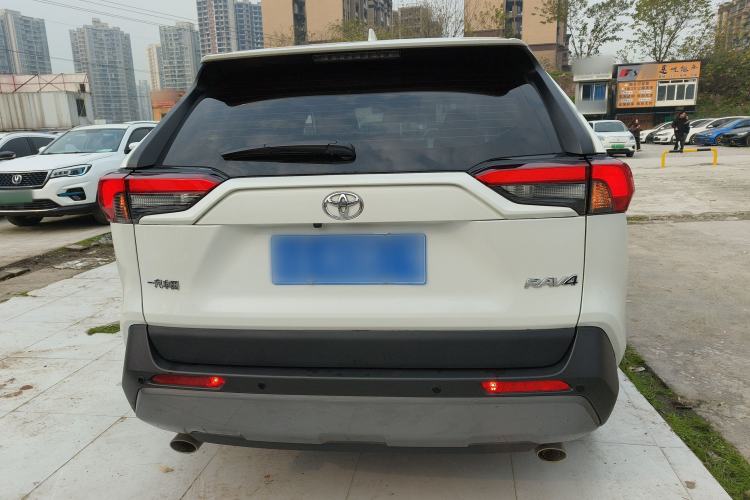 Used Toyota RAV4 2020 2.0L CVT Two-Wheel Drive Fashion PLUS Edition