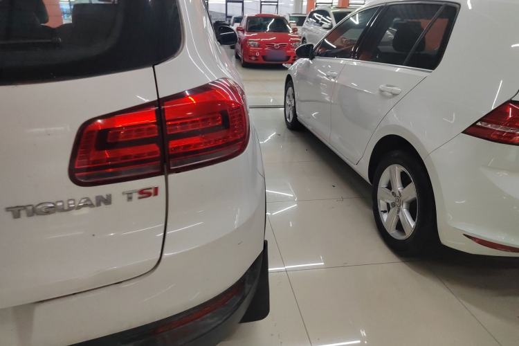 Used Volkswagen Tiguan L 2015 1.8TSI Manual Two-Wheel Drive Fashion Edition
