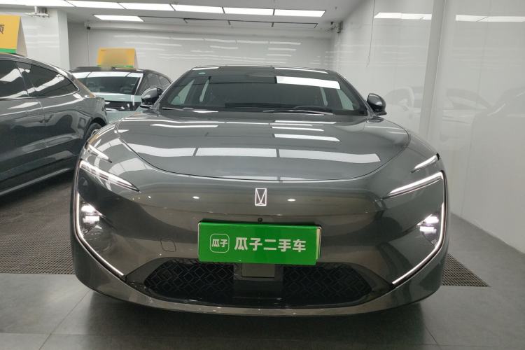 Used  12 2025 Ultra Extended-Range Edition