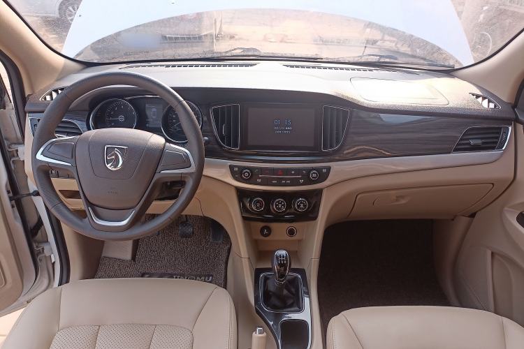 Used Baojun 730 2016 1.5L Manual Comfort Version 7 Seats China V Emission Standard
