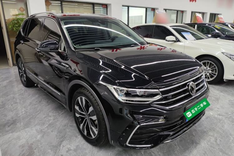 Used Volkswagen Tiguan L 2023 330TSI Automatic Two-Wheel Drive R-Line Enjoyment Edition
