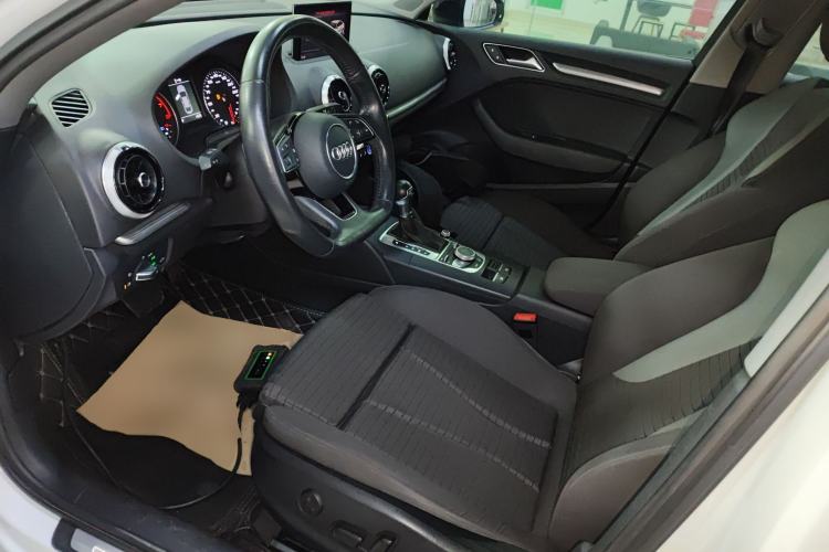 Used Audi A3 2017 Limousine 35 TFSI Sport Edition
