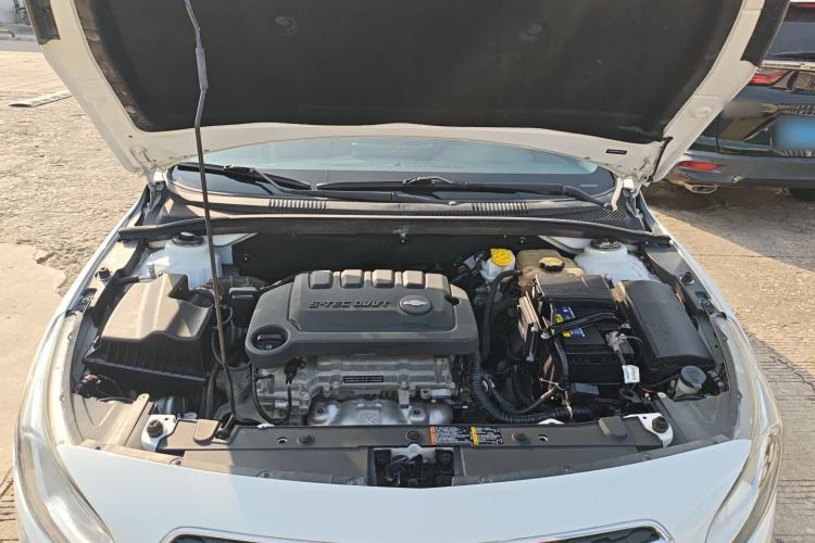 Used Chevrolet Cruze 2015 1.5L Classic SL MT
