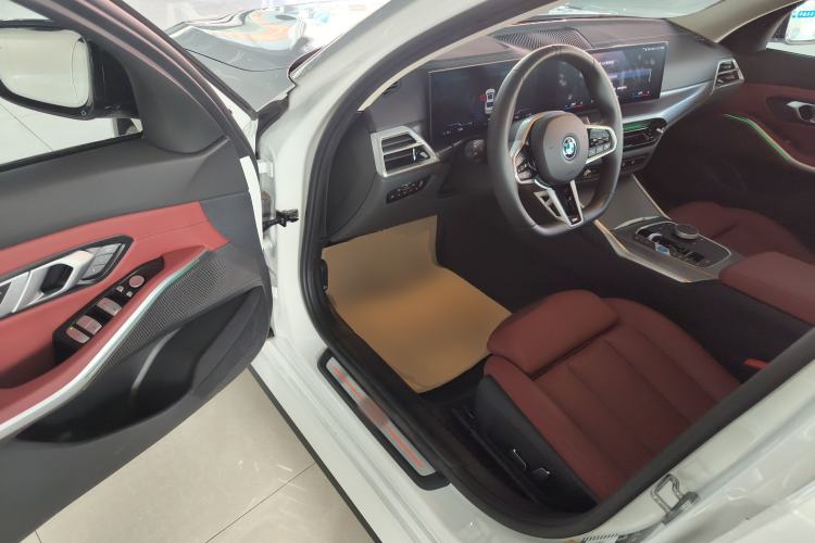 Used BMW i3 2025 eDrive 40 L Midnight Edition